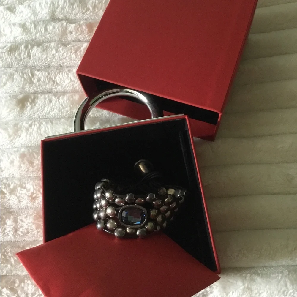 UNOde50 silver bracelet presented beautiful Red jewelry box (FULL INCLUSION COA